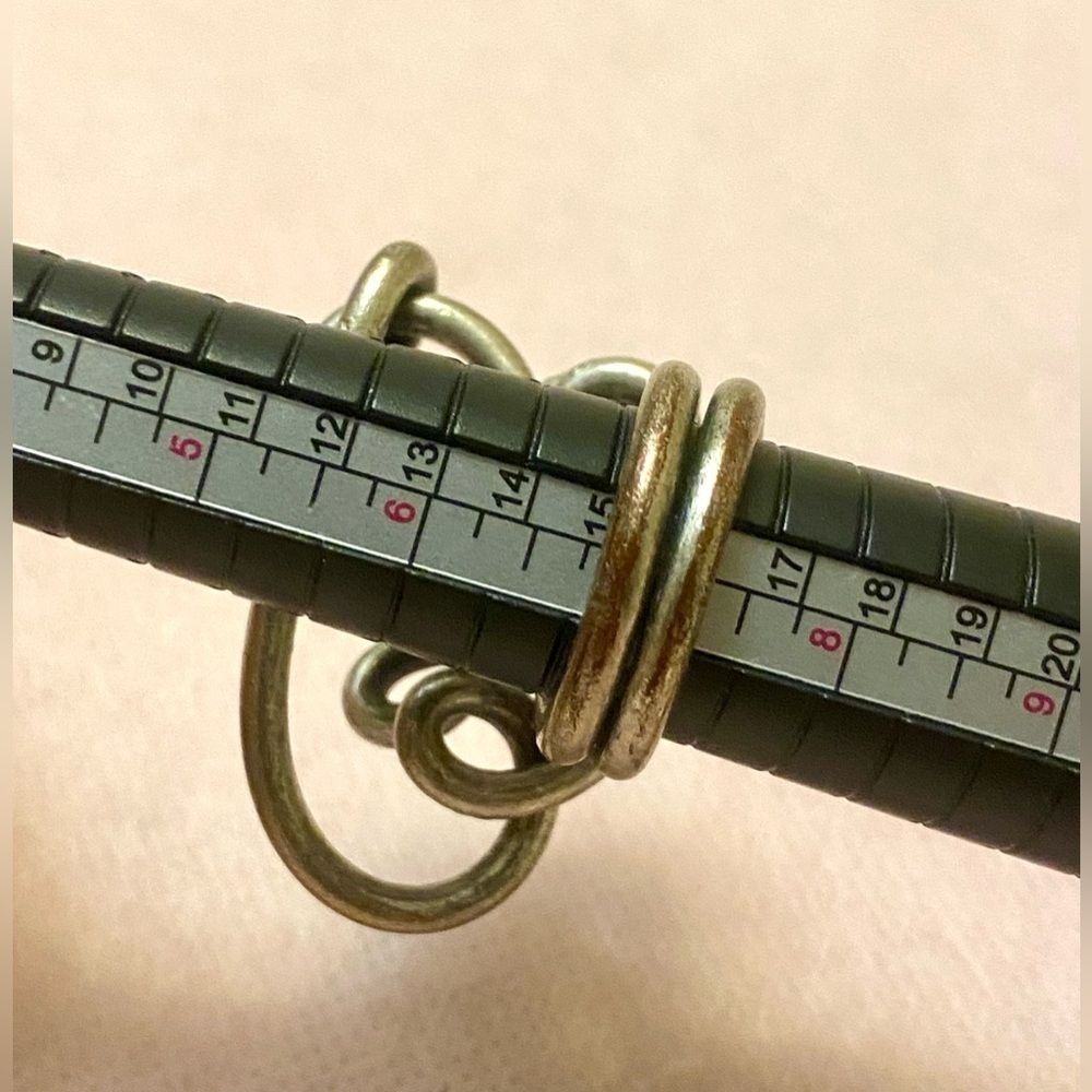 Elegant Silver  Knot Ring. Unusual design. Unisex - Picture 4 of 4